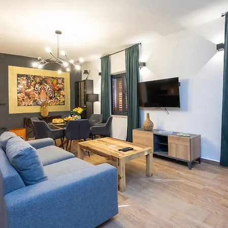 Дом отдыха Amazing In Kastel Stari With Wifi *