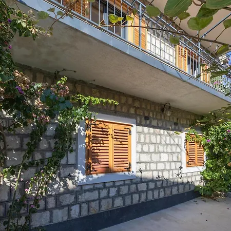 Amazing In Kastel Stari With Wifi