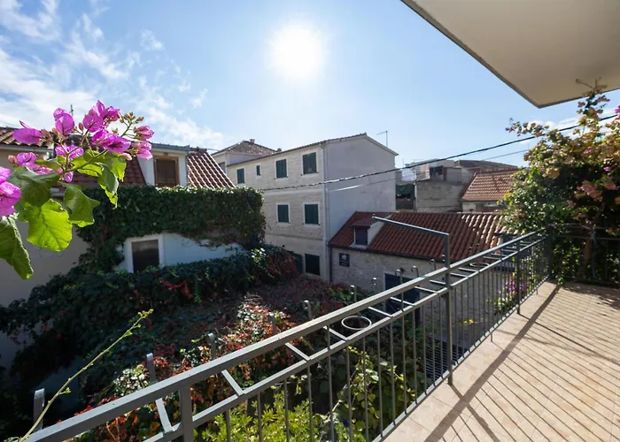 Amazing In Kastel Stari With Wifi