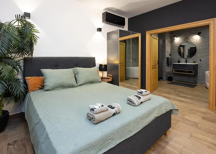 Amazing In Kastel Stari With Wifi Дом отдыха