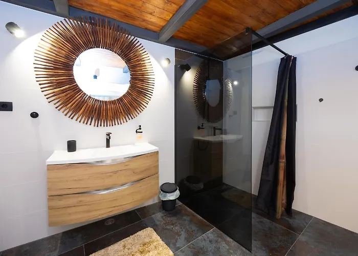 Amazing In Kastel Stari With Wifi Дом отдыха