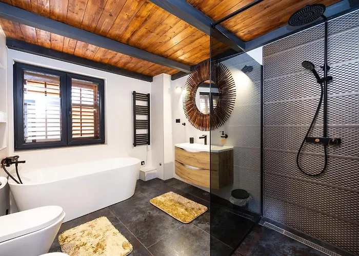 Amazing In Kastel Stari With Wifi Дом отдыха