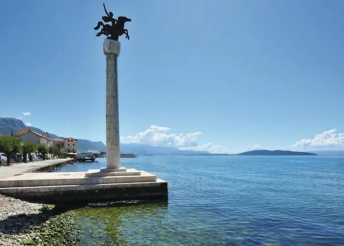 Дом отдыха Amazing In Kastel Stari With Wifi